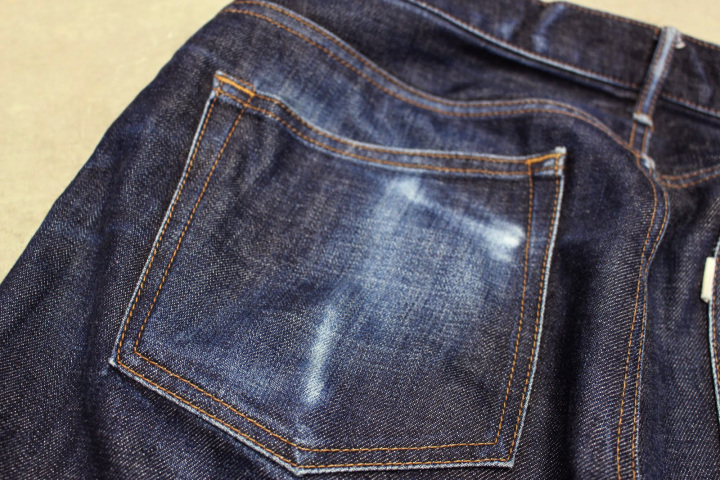 JB スタッフの色落ち｜デニムジーンズの色落ち例 | JAPAN BLUE JEANS